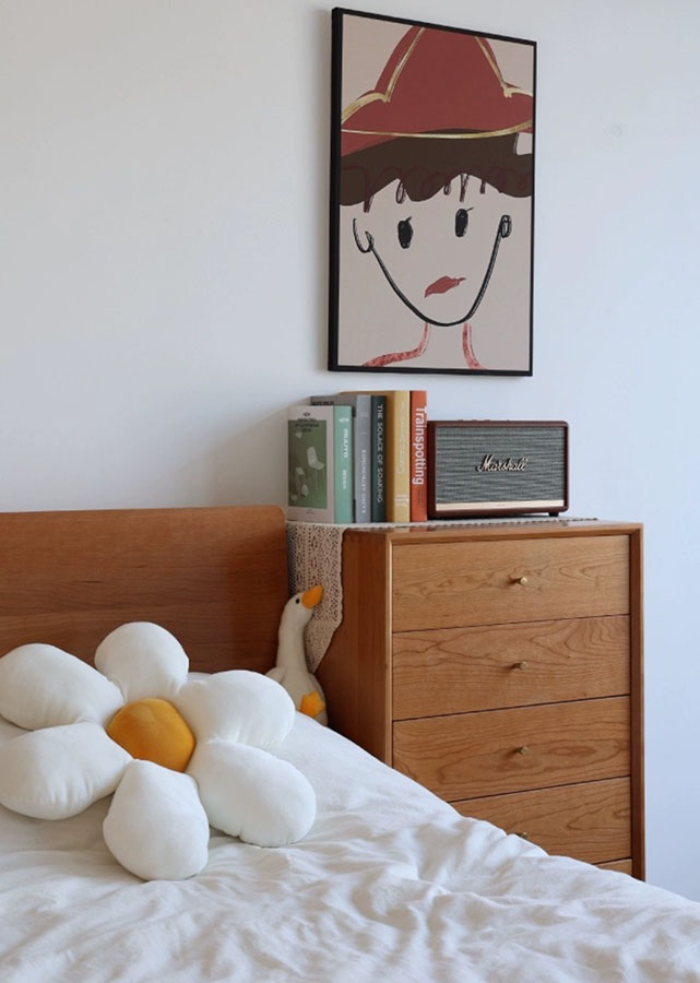 Thelo Solid Wood Drawer Chest