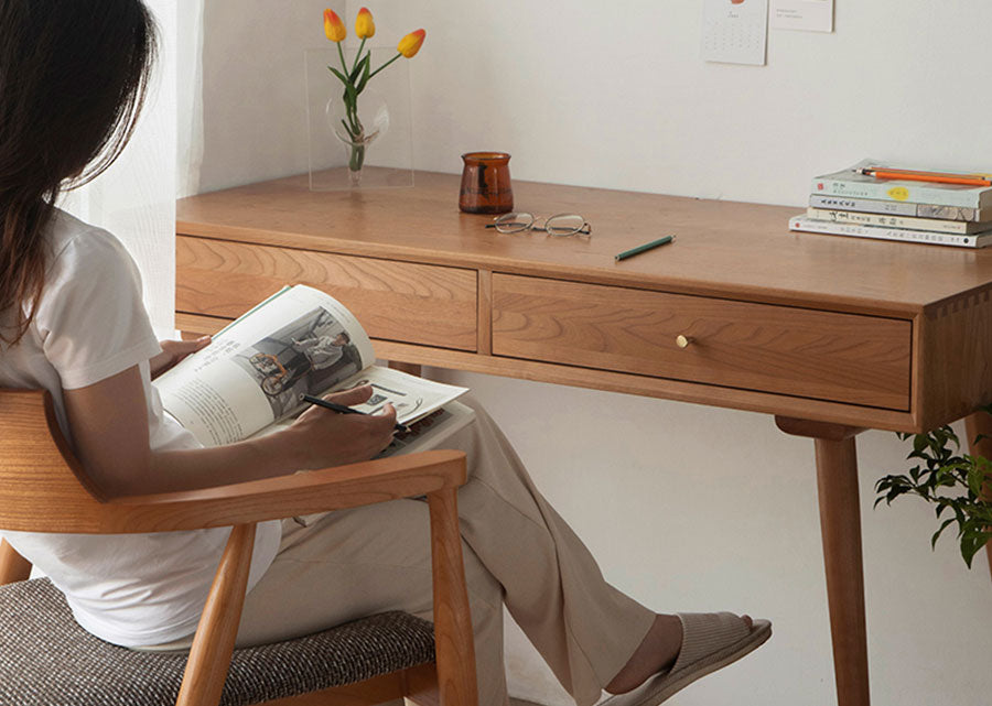 Elegante Solid Cherry Wood Study Table
