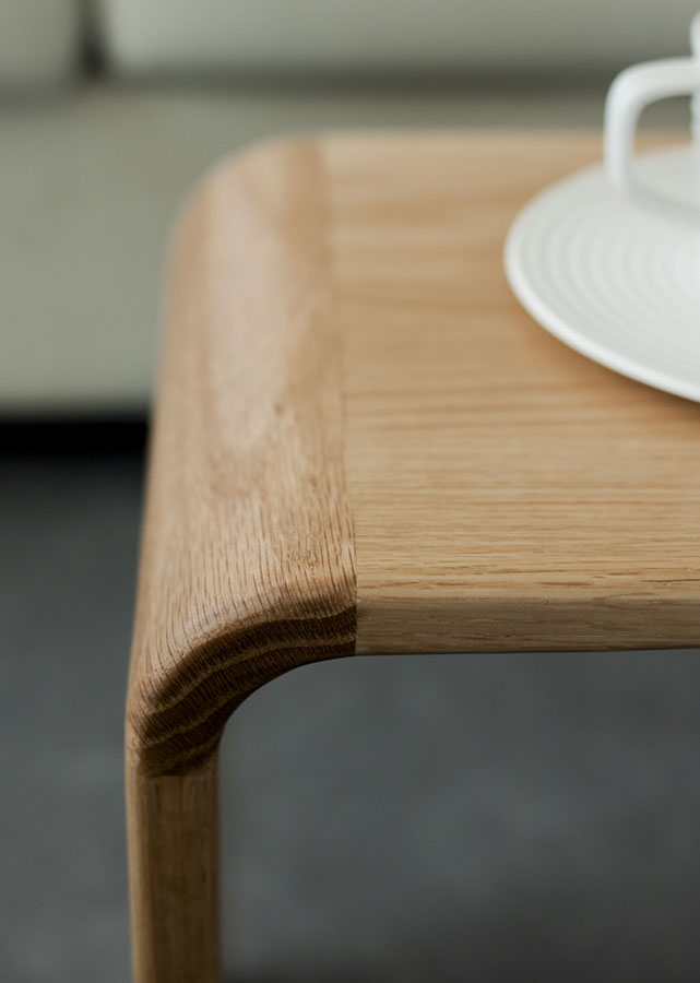 Simple 2-Way Solid Wood Table