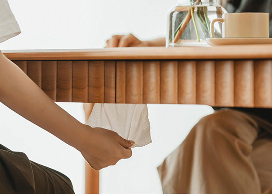Fimbria Solid Wood Table