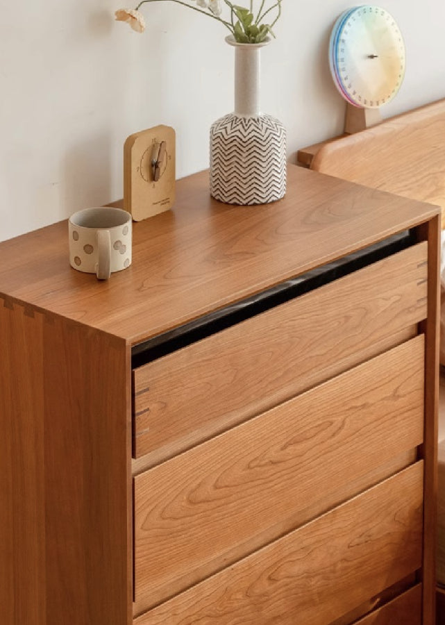 Minimalist Solid Wood Drawer Chest