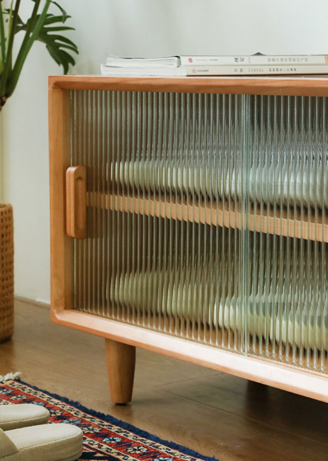 Carre II Solid Wood Bench & Shoe Cabinet, close up of glass