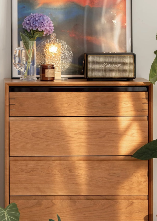 Minimalist Solid Wood Drawer Chest