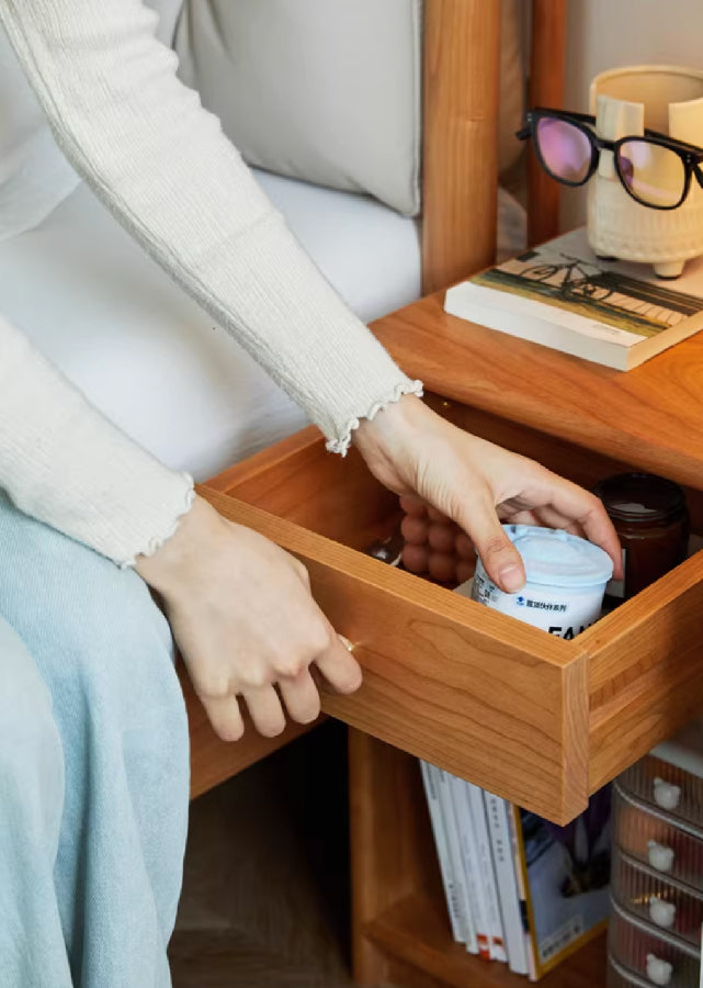 Justo II Solid Wood Nightstand