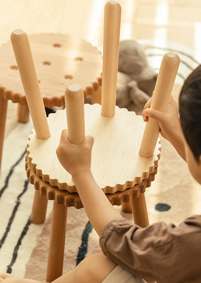 Biscuit Solid Wood Stool is inspired by childhood's biscuits.