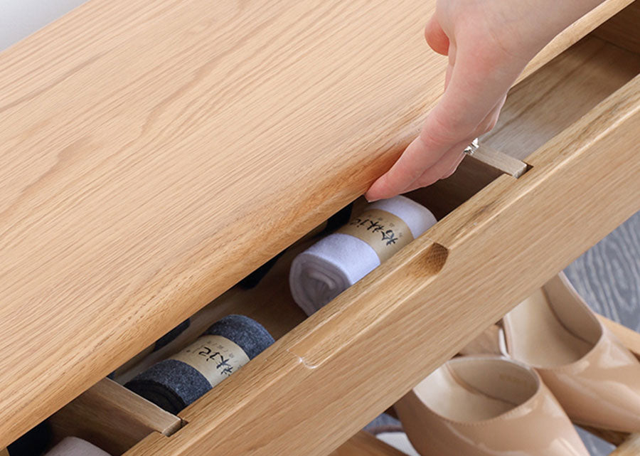 Aperio Solid Oak Bench, close up view.