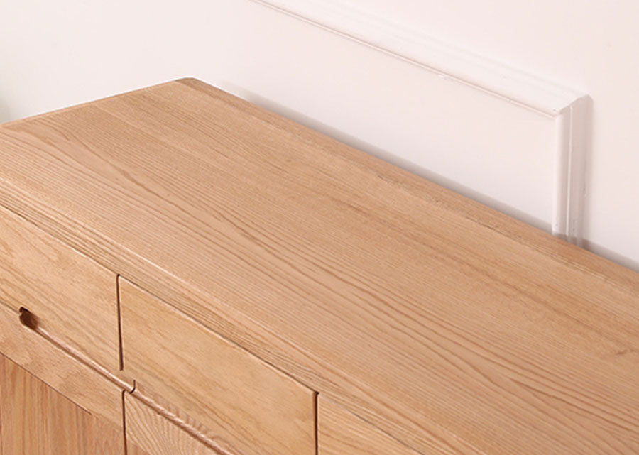 Horizon Solid Oak Shoe Cabinet, close up of wood